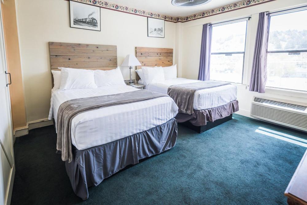 Standard Double Room interior